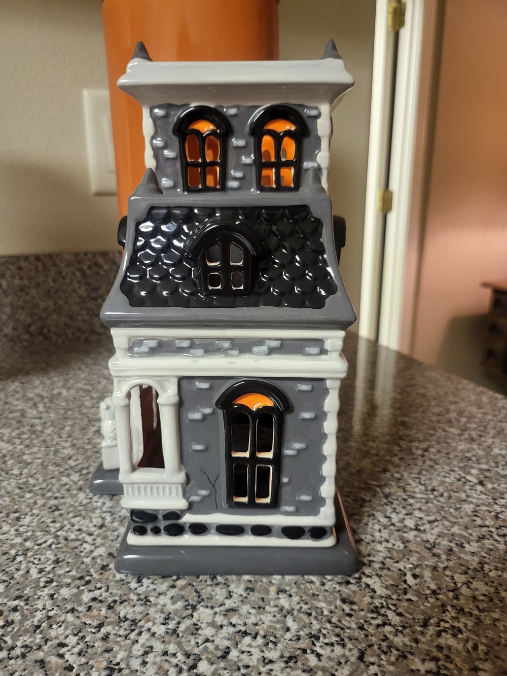 Bath & Body Works 2014 Gothic Owl Haunted House Luminary New In Box - Picture 6 of 15